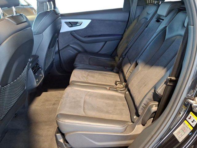 AUDI Q7 45 TDI quattro tiptronic S-Line 7 posti