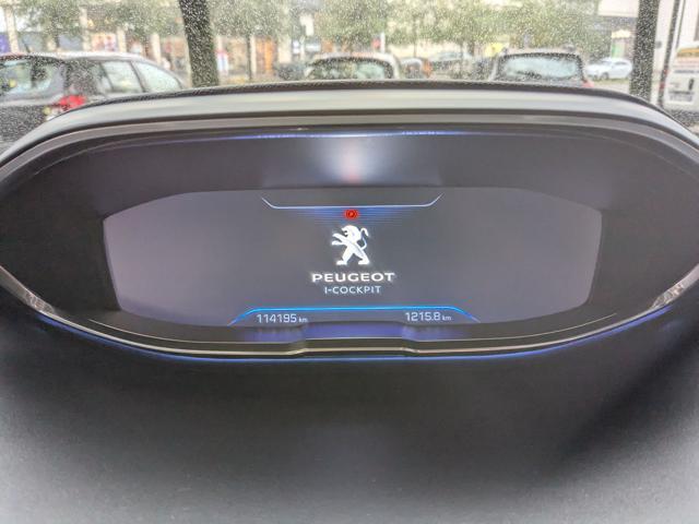 PEUGEOT 3008 BlueHDi 120 S&S Business