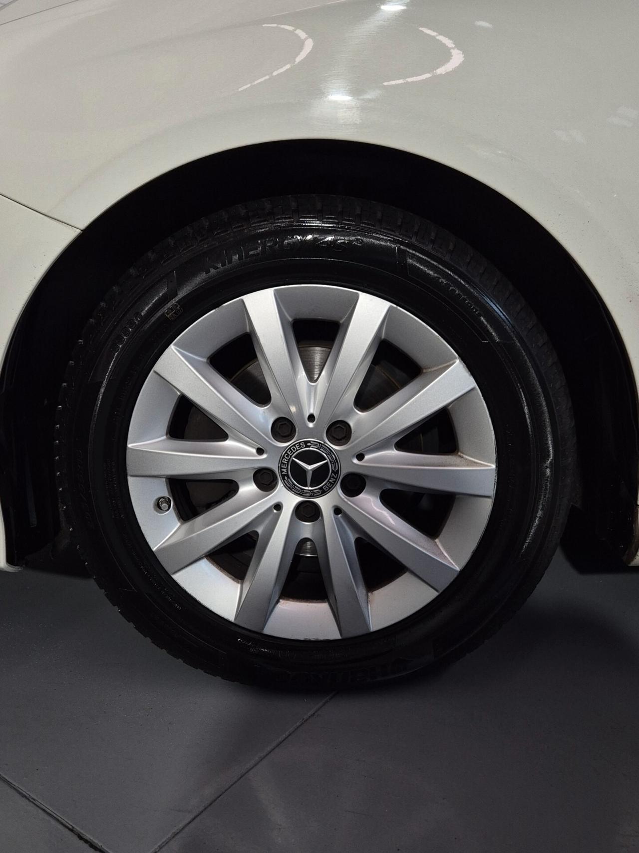 Mercedes-Benz B 180 CDI 1.5cc 109CV Automatica Premium OK Neopatentati