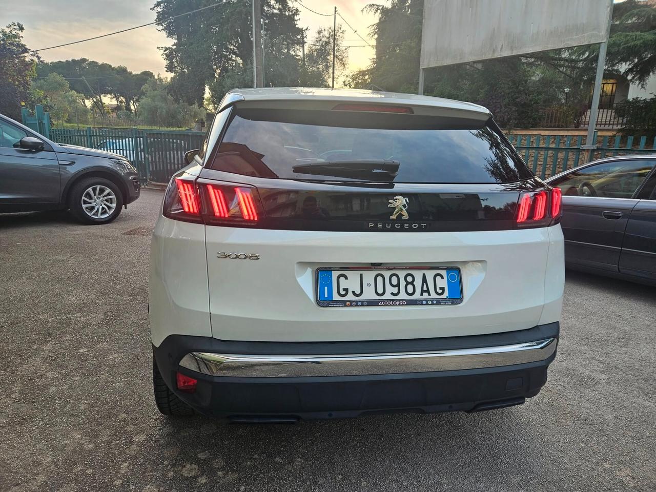 Peugeot 3008 BlueHDi 130 S&S Allure Pack