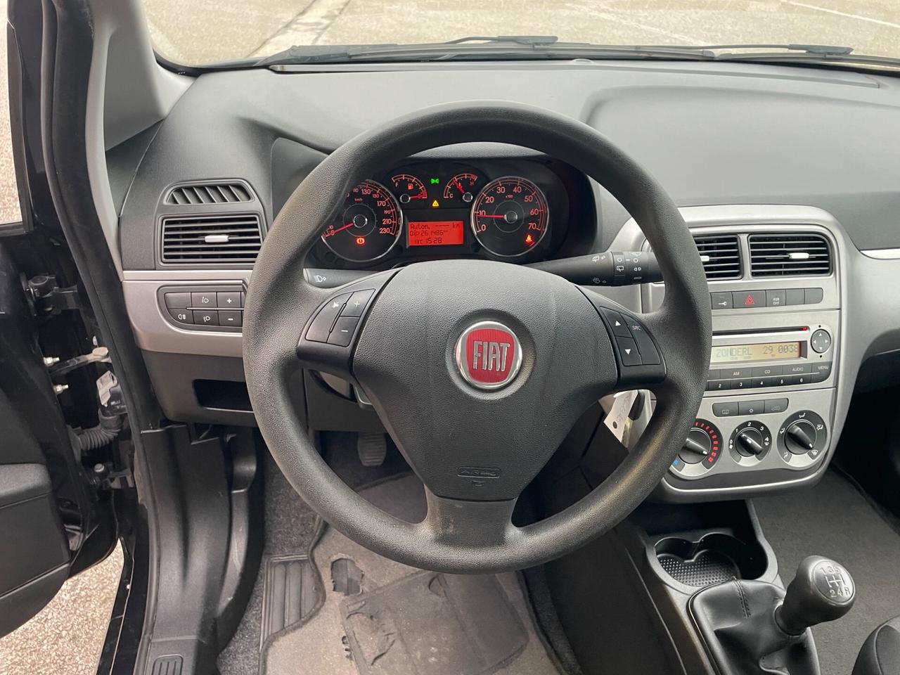 Fiat Punto 1.3 MJT anno 2014 ok per neo patentati