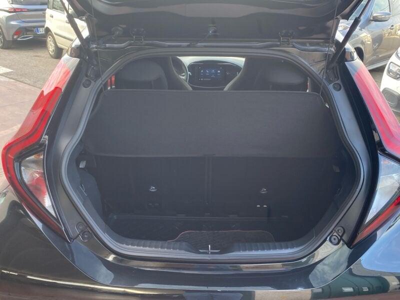 Toyota Aygo X 1.0 (72 CV) Lounge Air S-CVT