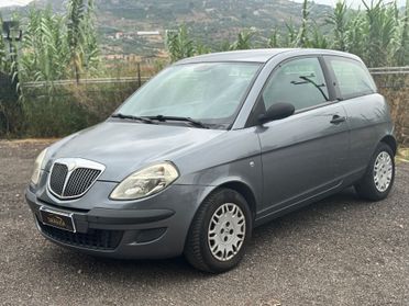 Lancia Ypsilon 1.2 16V Argento