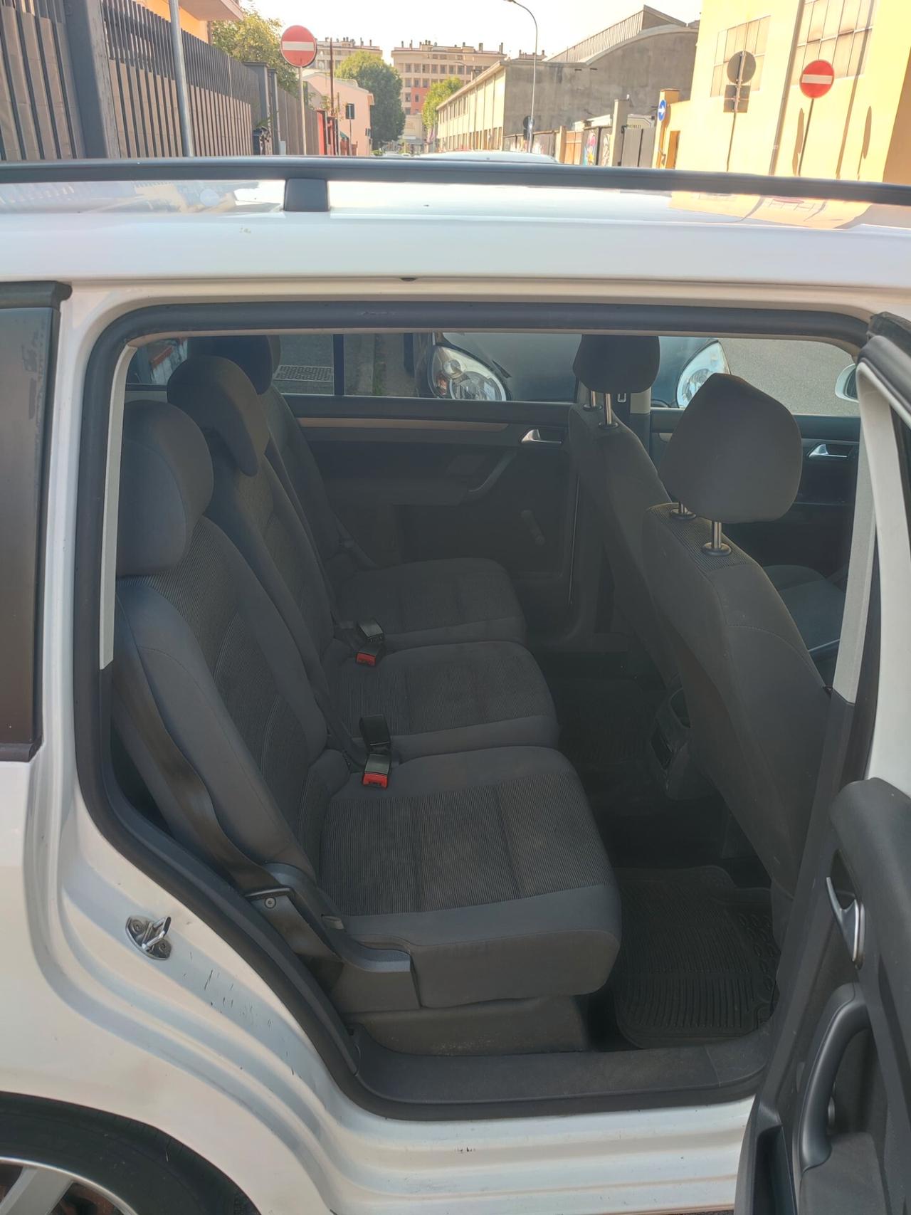 Volkswagen Touran 1.6 Trendline Bifuel G
