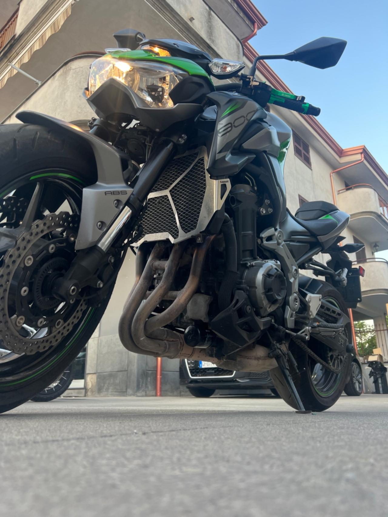 KAWASAKI Z900 ** PERFETTA**