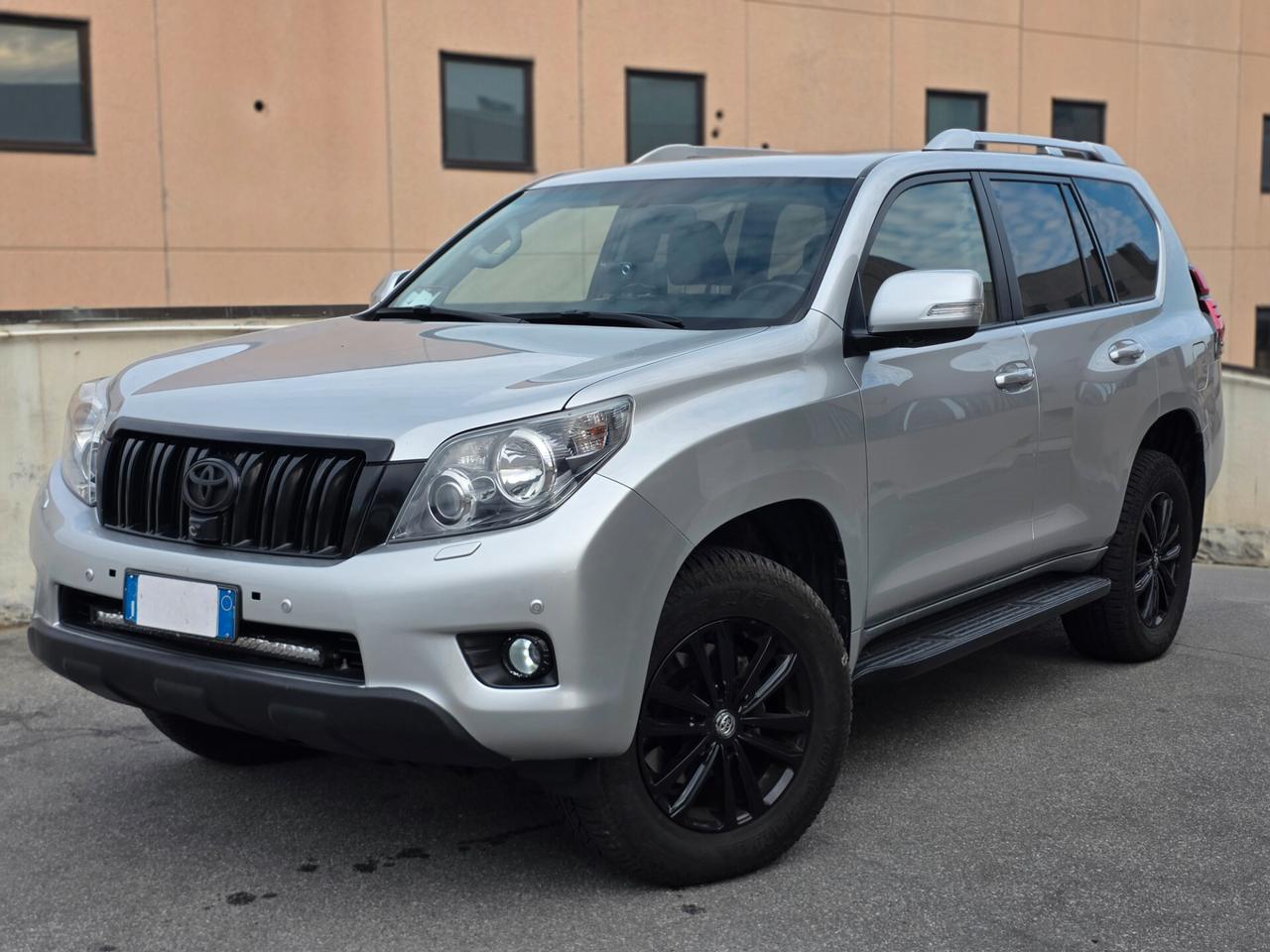 Toyota Land Cruiser V8 4.5 D4-D 7 posti