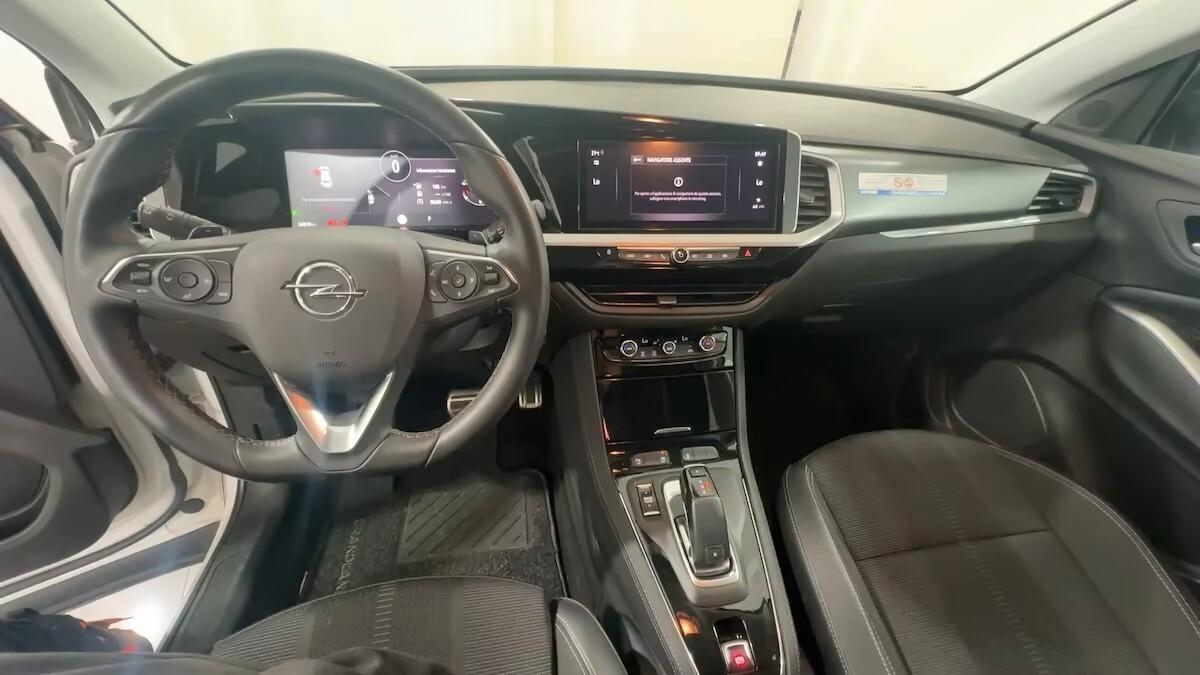Opel Grandland 1.2 Turbo 12V 130 CV aut. Business Elegance