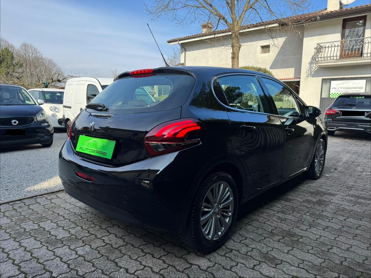 Peugeot 208 PureTech 82 Stop&Start 5 porte Allure