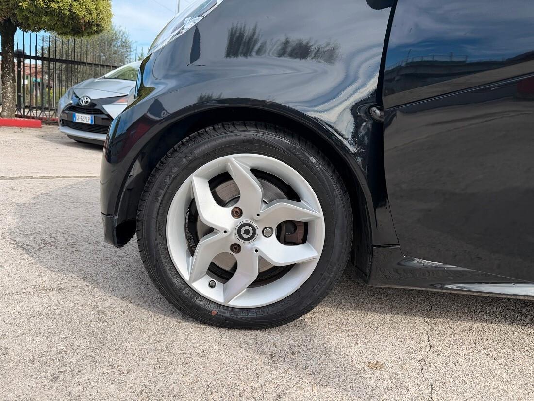 Smart ForTwo 1.0 BENZINA 71CV - 2014