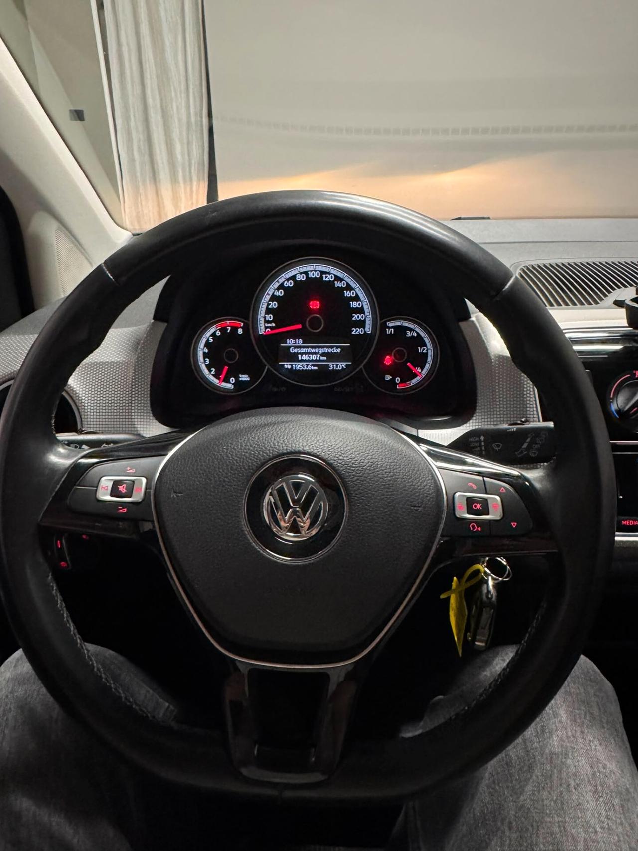 Volkswagen up! 1.0 75 CV 5p. high