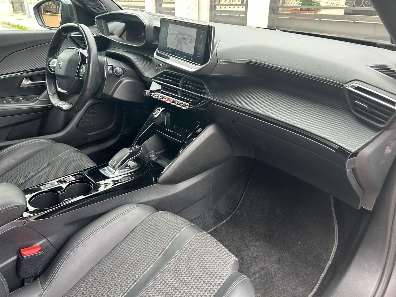 Peugeot 2008 BlueHDi 130 S&S EAT8 GT Line