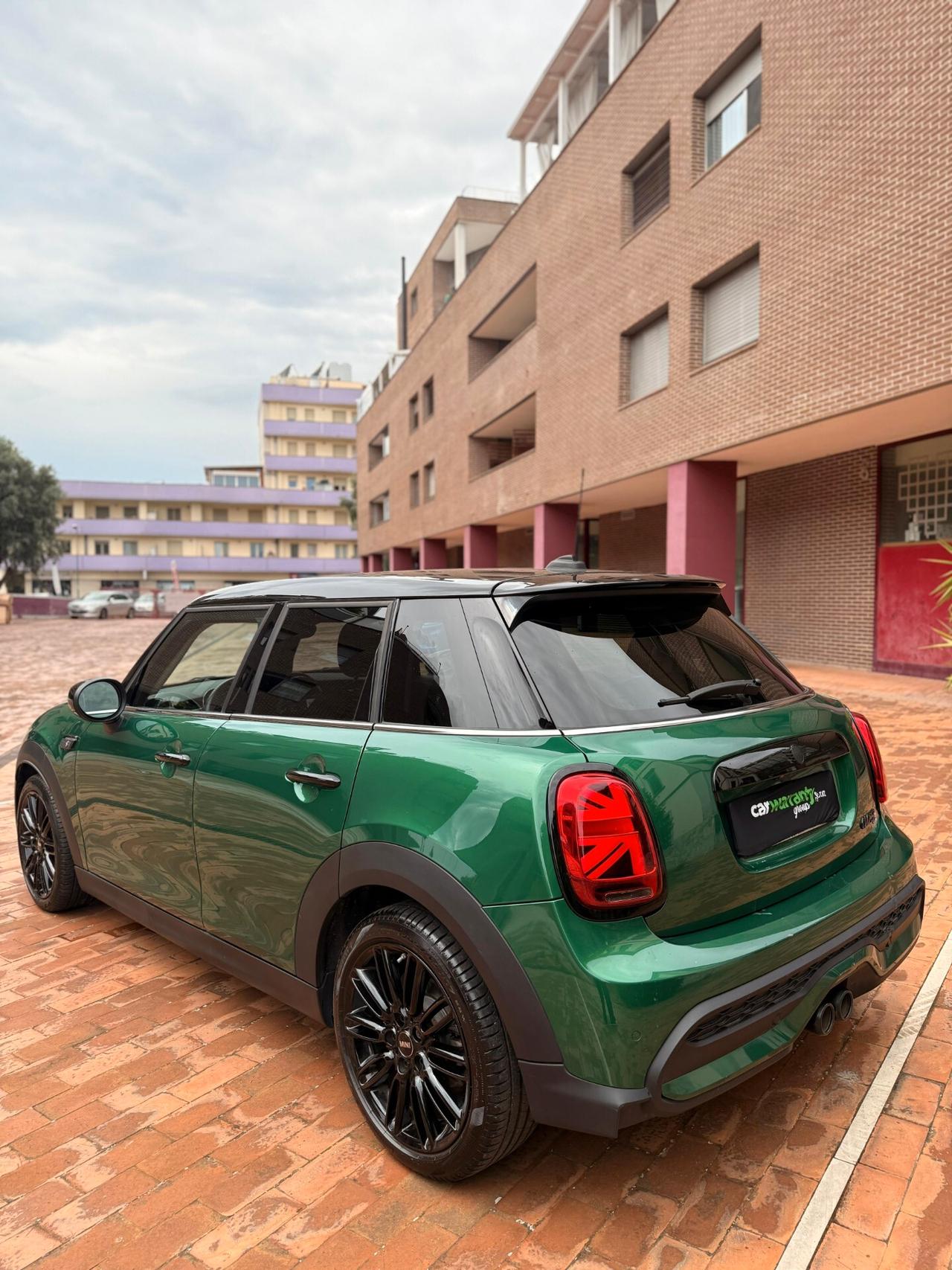 Mini Mini 2.0 Cooper S Classic HATCHBCK Premium 5 PORTE