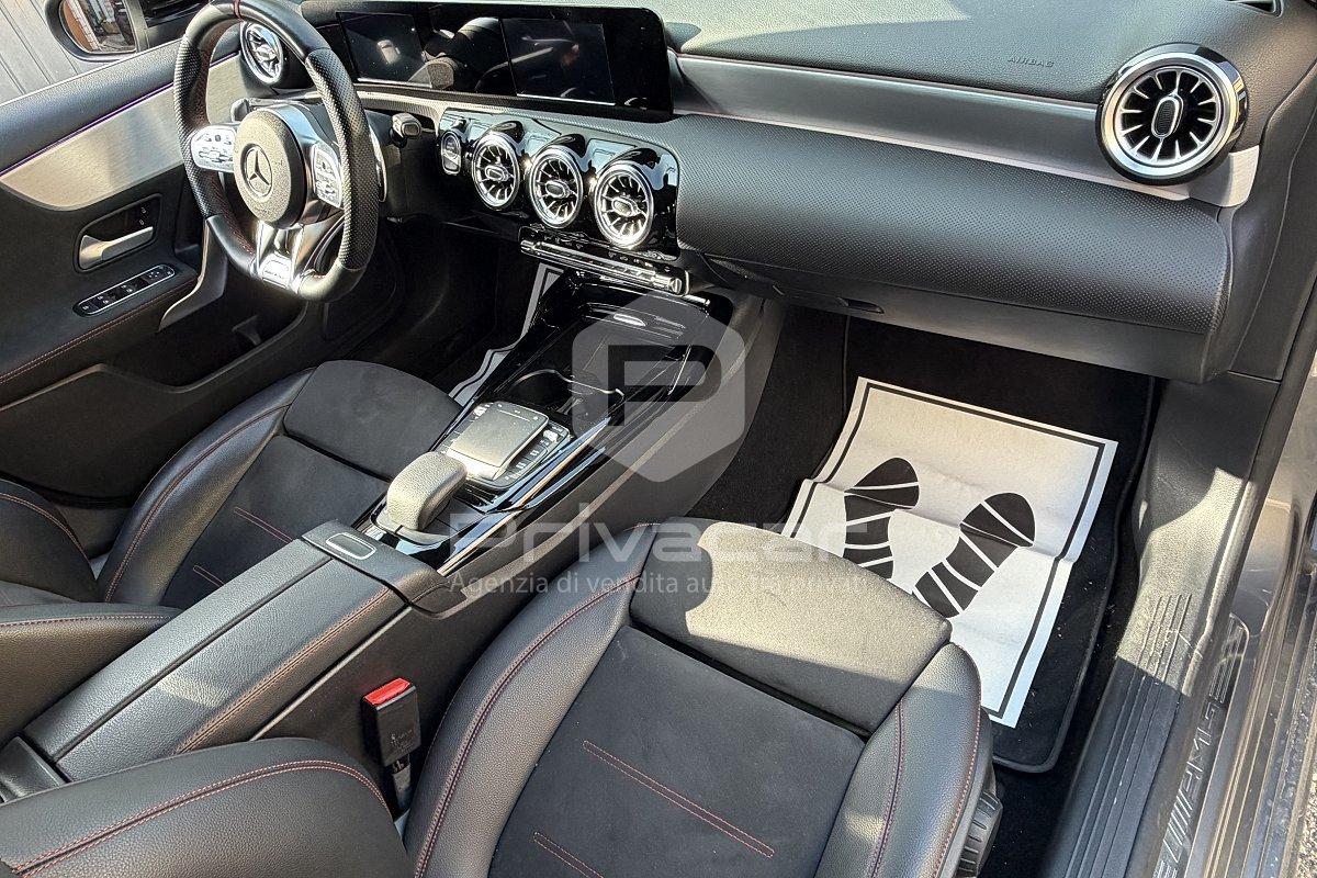 MERCEDES A 35 AMG 4Matic