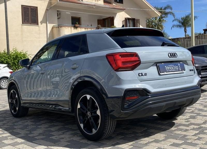 Audi Q2 S Line interno ed esterno 2.0 TDI 150CV S-Tronic 35