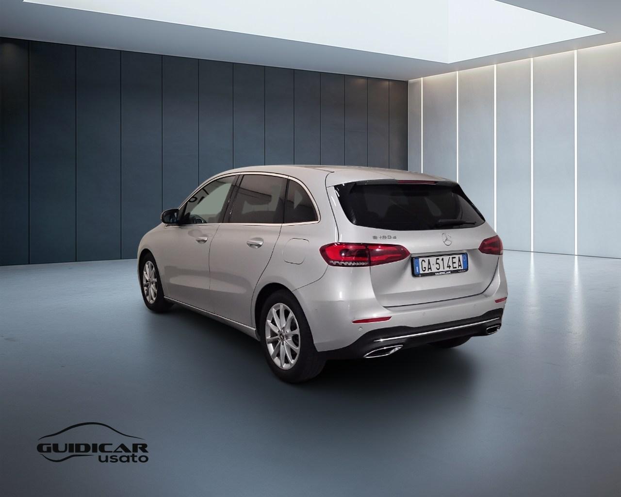 Mercedes-Benz Classe B - W247 2018 - B 180 d Sport Plus auto