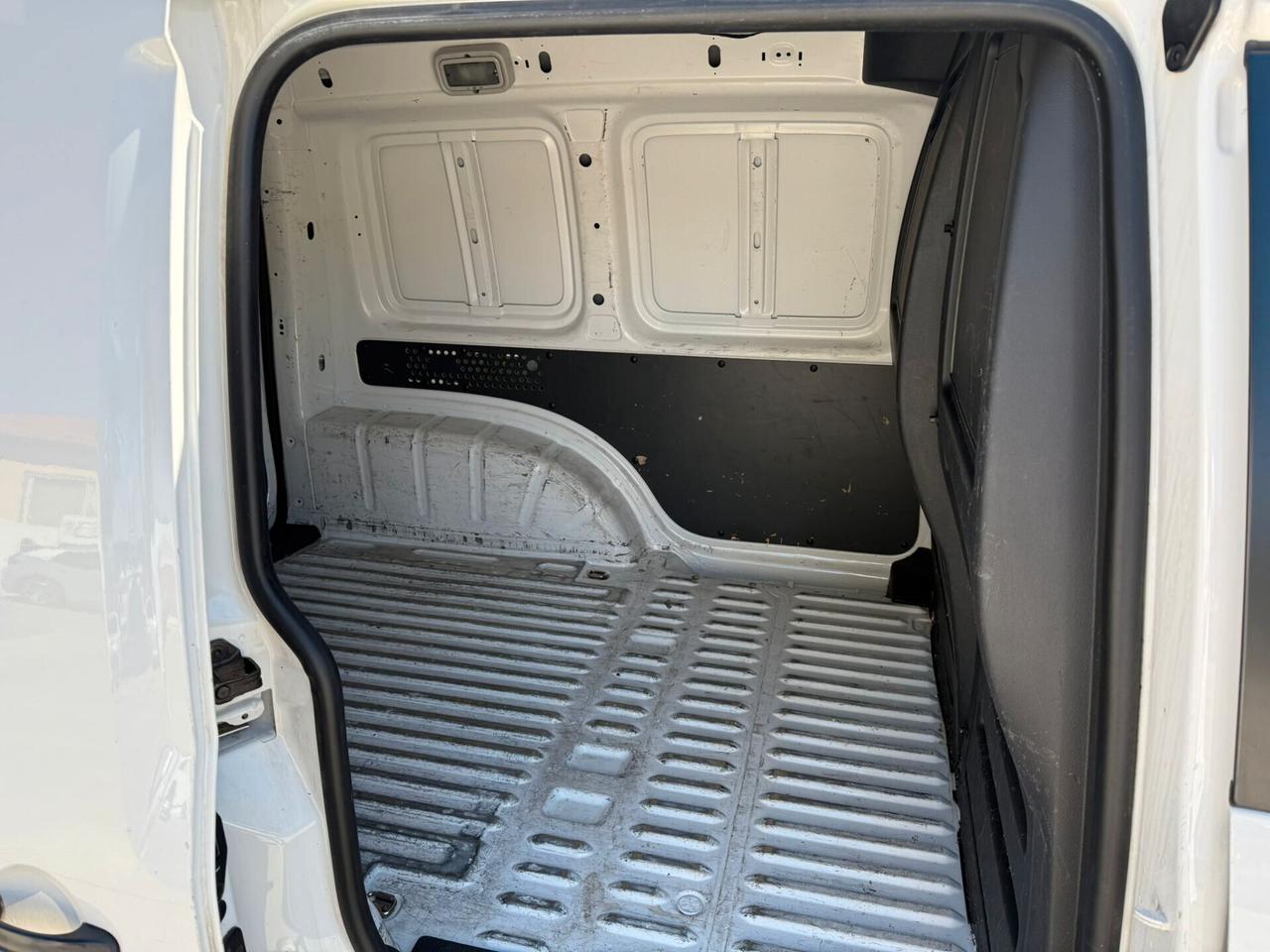Volkswagen Caddy Van 2.0 TDI 102 CV
