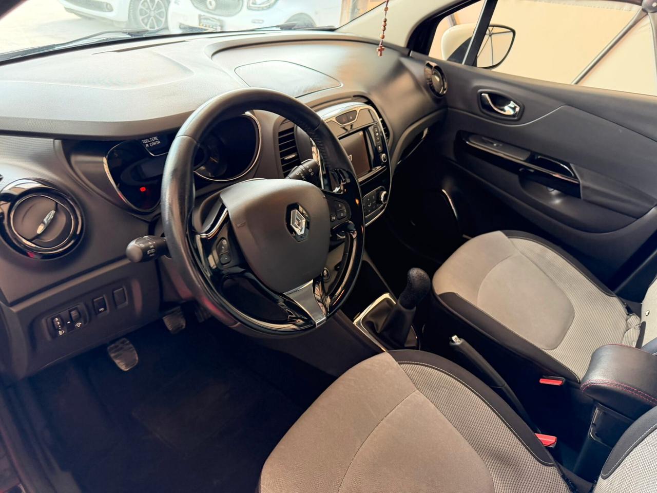 Renault Captur 1.5 DCI 110CV INTENS