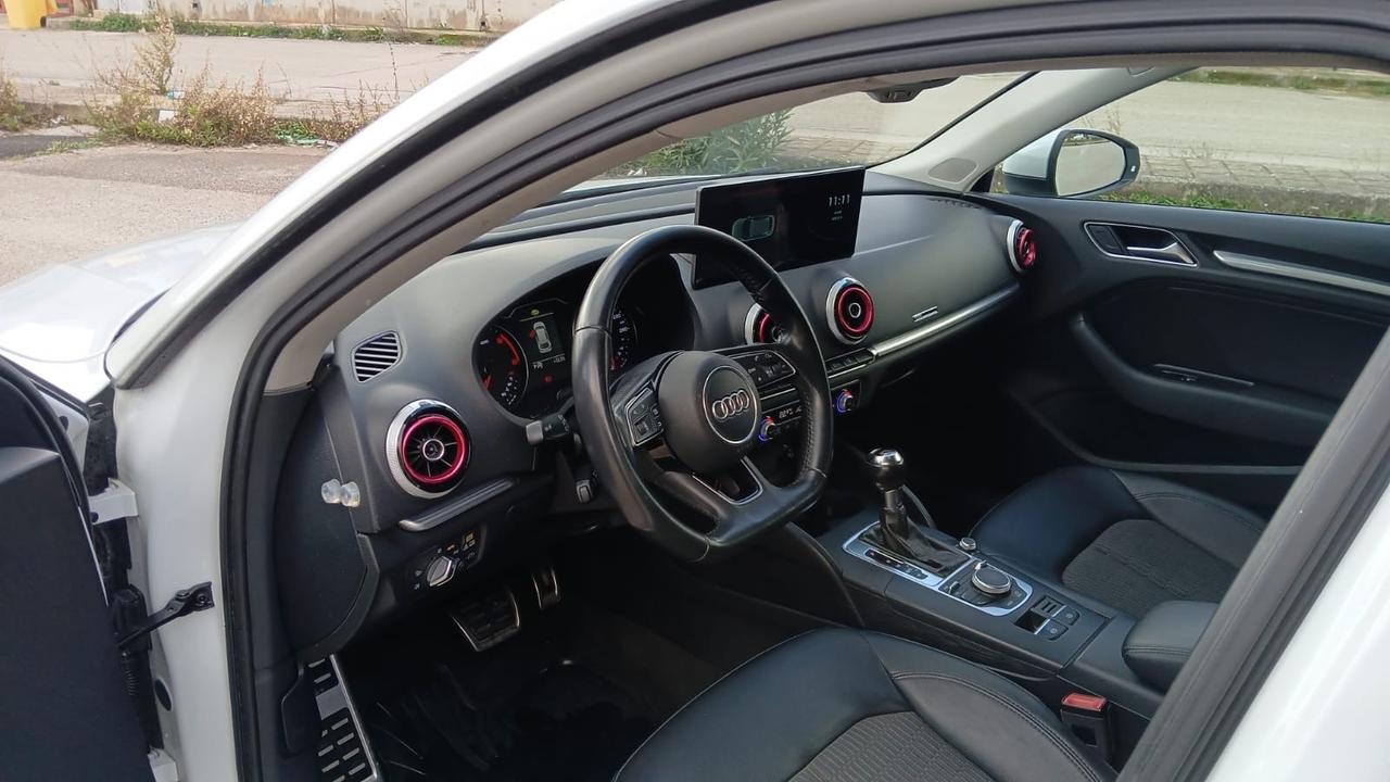 Audi A3 2.0 TDI 150 CV clean diesel quattro Ambition