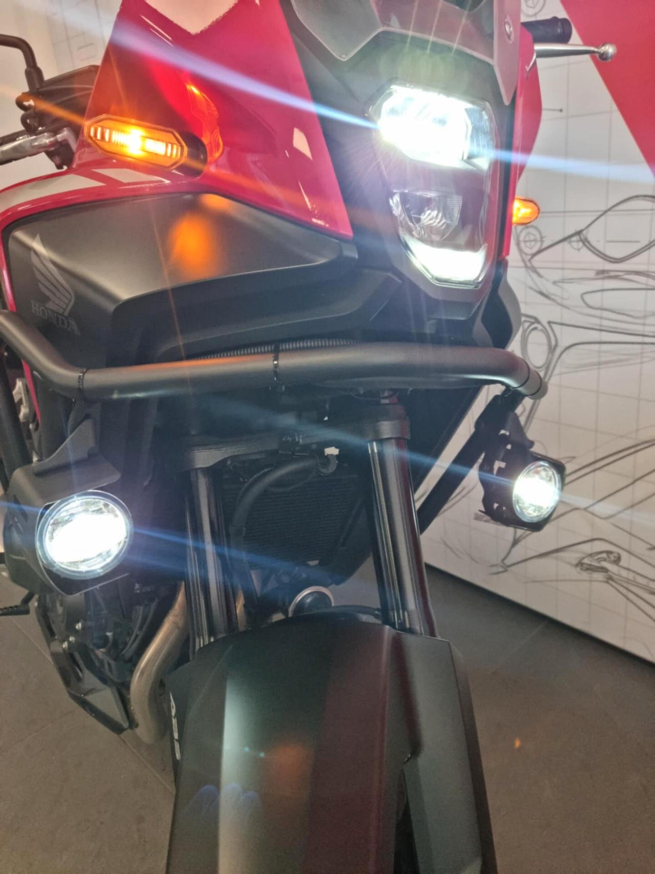 Honda NX 500 - 2025 - 5801 KM