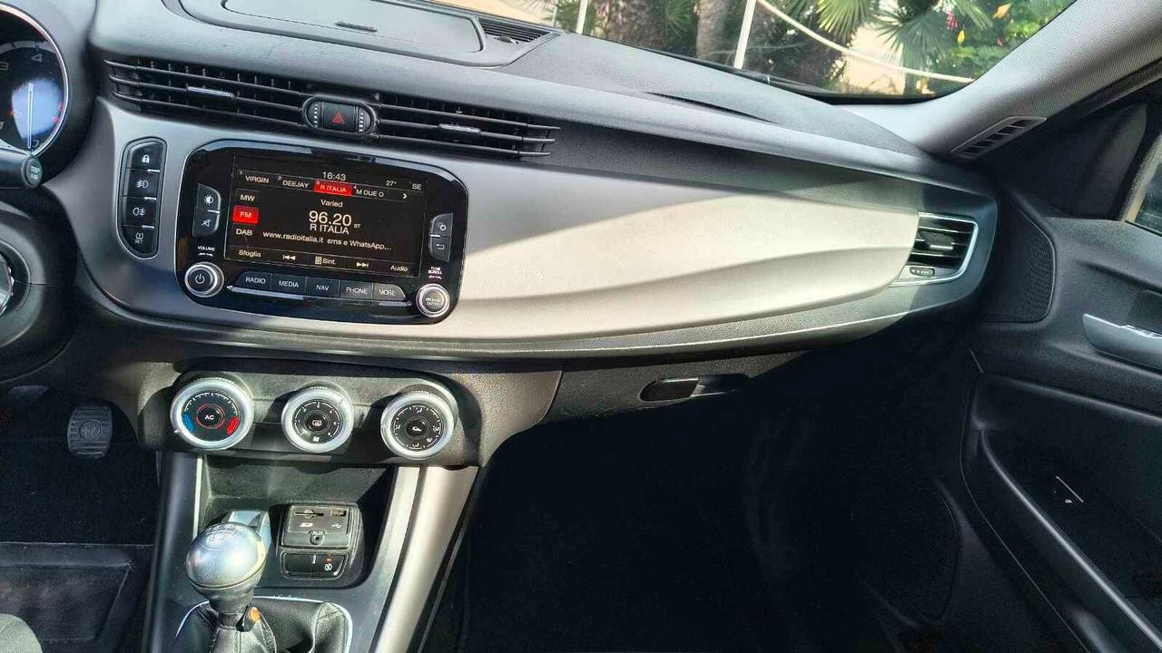 Alfa Romeo Giulietta 1.6 JTDm-2 105 CV Business