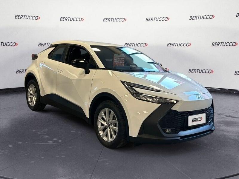 Toyota C-HR (2023-->) 1.8 HV Active