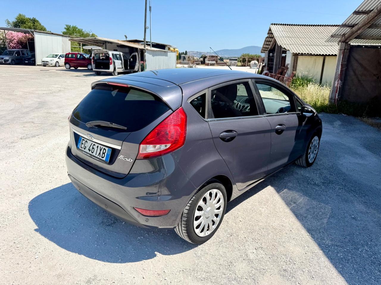 Ford Fiesta Titanium 1.2 Benzina Metano NEOPATENTATI