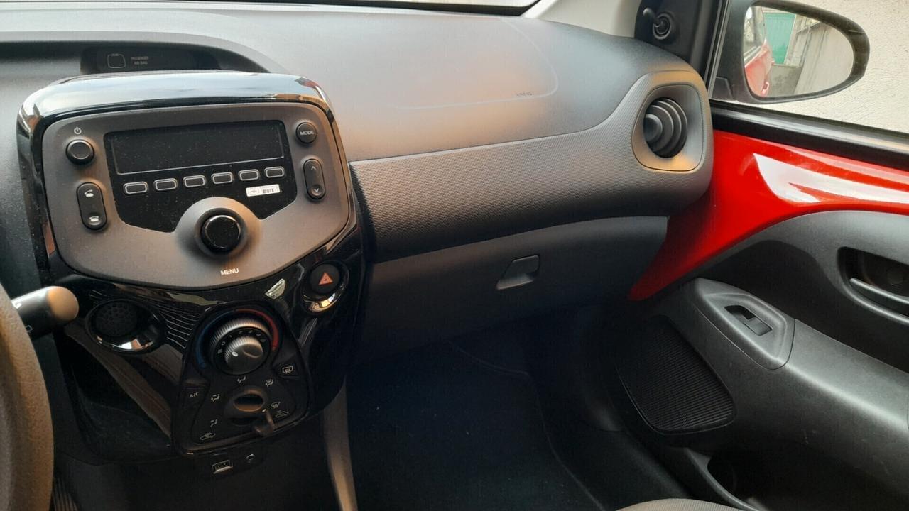 Citroen C1 VTi 72 S&S 5 porte 15000 KM
