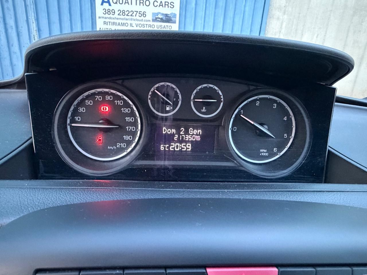 Lancia Ypsilon 1.3 MJT 75 CV Platino