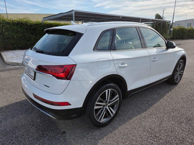 AUDI Q5 50 TFSI e quattro S tronic Business