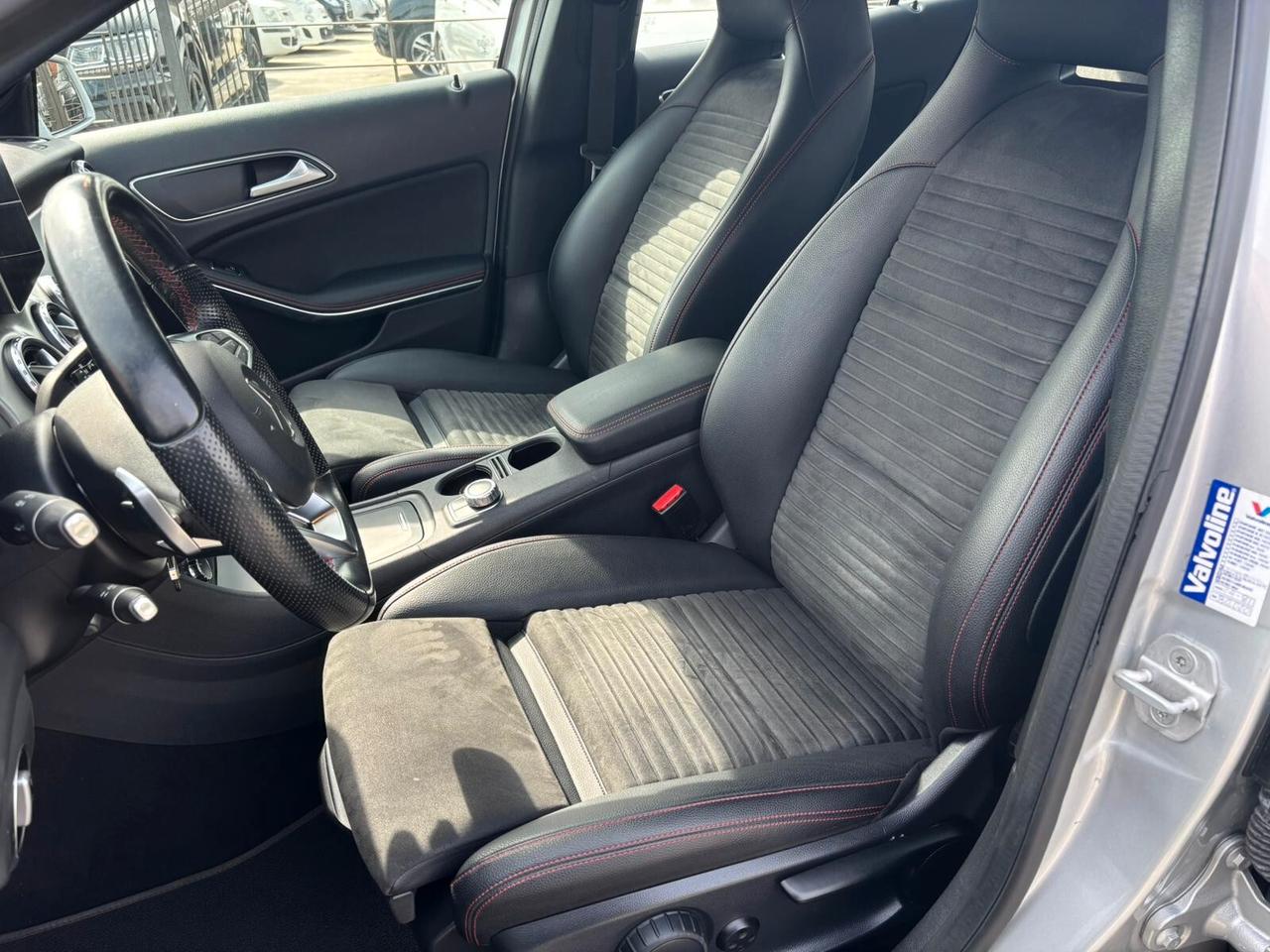 Mercedes-benz GLA 200 d Premium