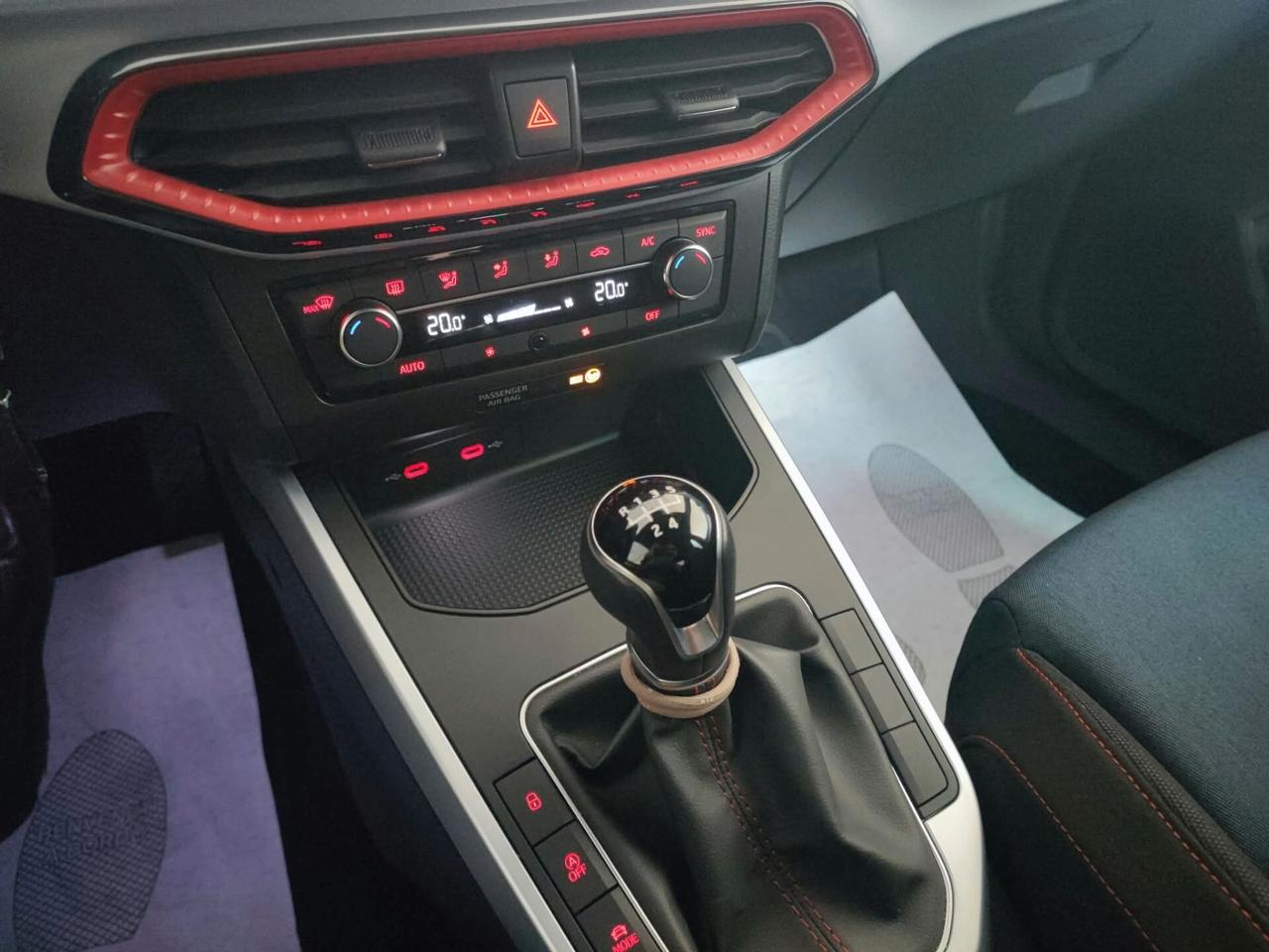 Seat Arona 1.0 EcoTSI FR SPORT