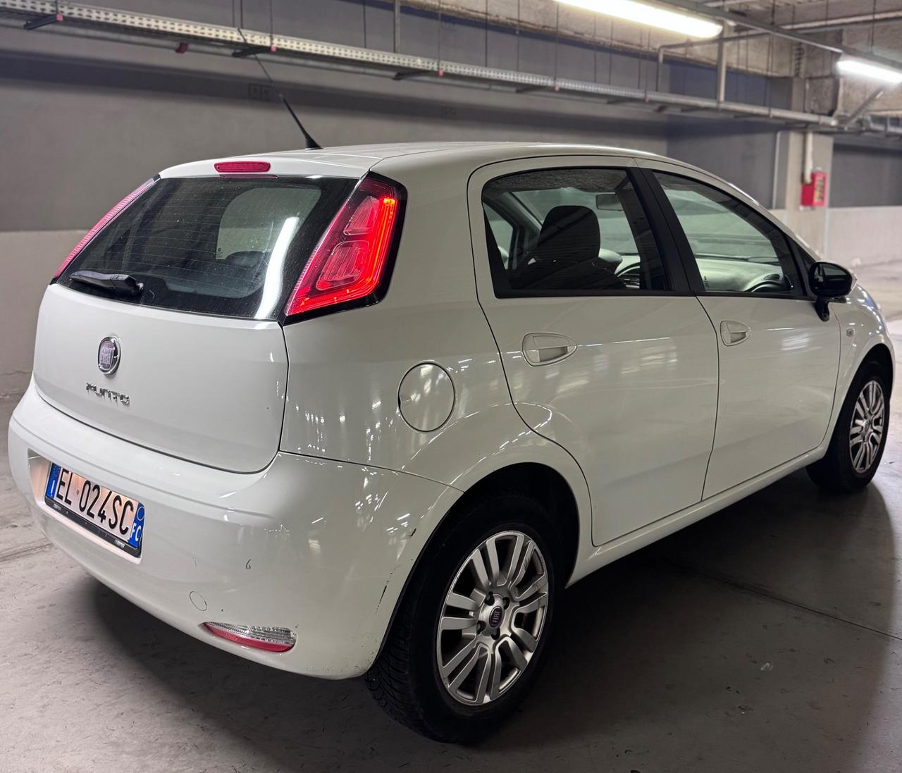 Fiat Punto Evo 1.2 69 CV LOUNGE – EURO 5B