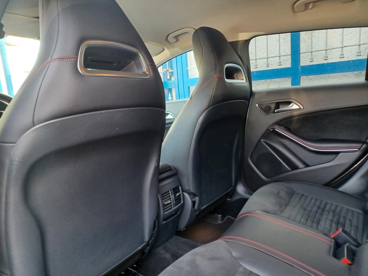 Mercedes-benz CLA 220 d AMG UNICO PROPRIETARIO