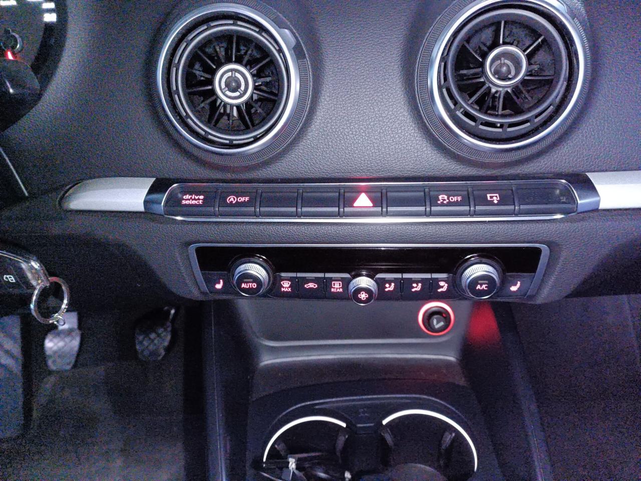 Audi A3 1.6 TDI clean diesel Ambition