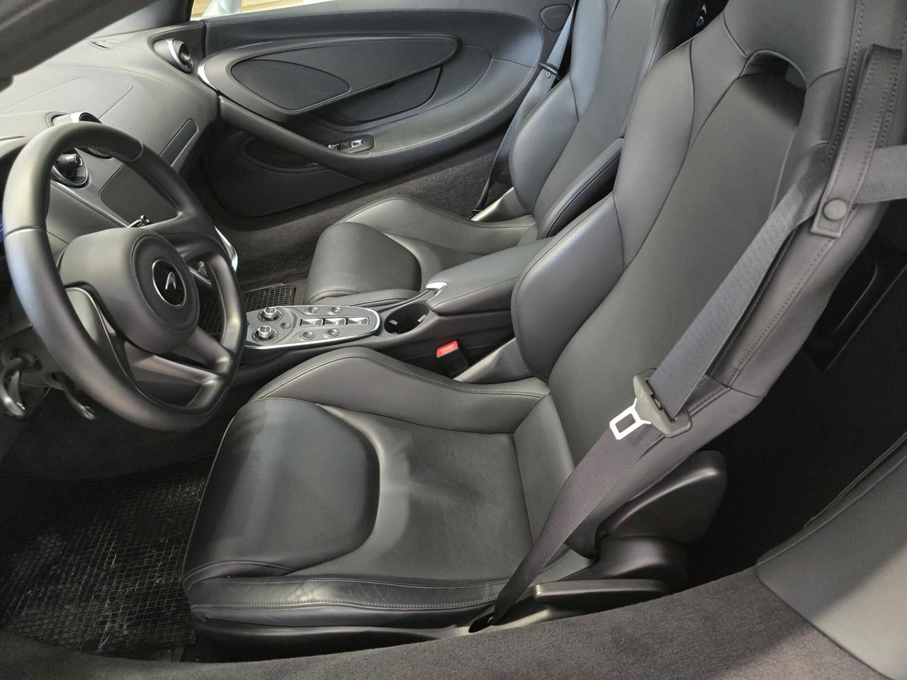 Mclaren GT 620