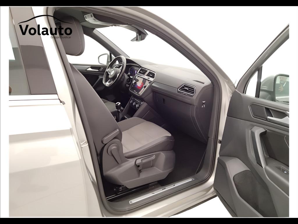 VOLKSWAGEN Tiguan II 2016 - Tiguan 1.5 tsi Sport 130cv