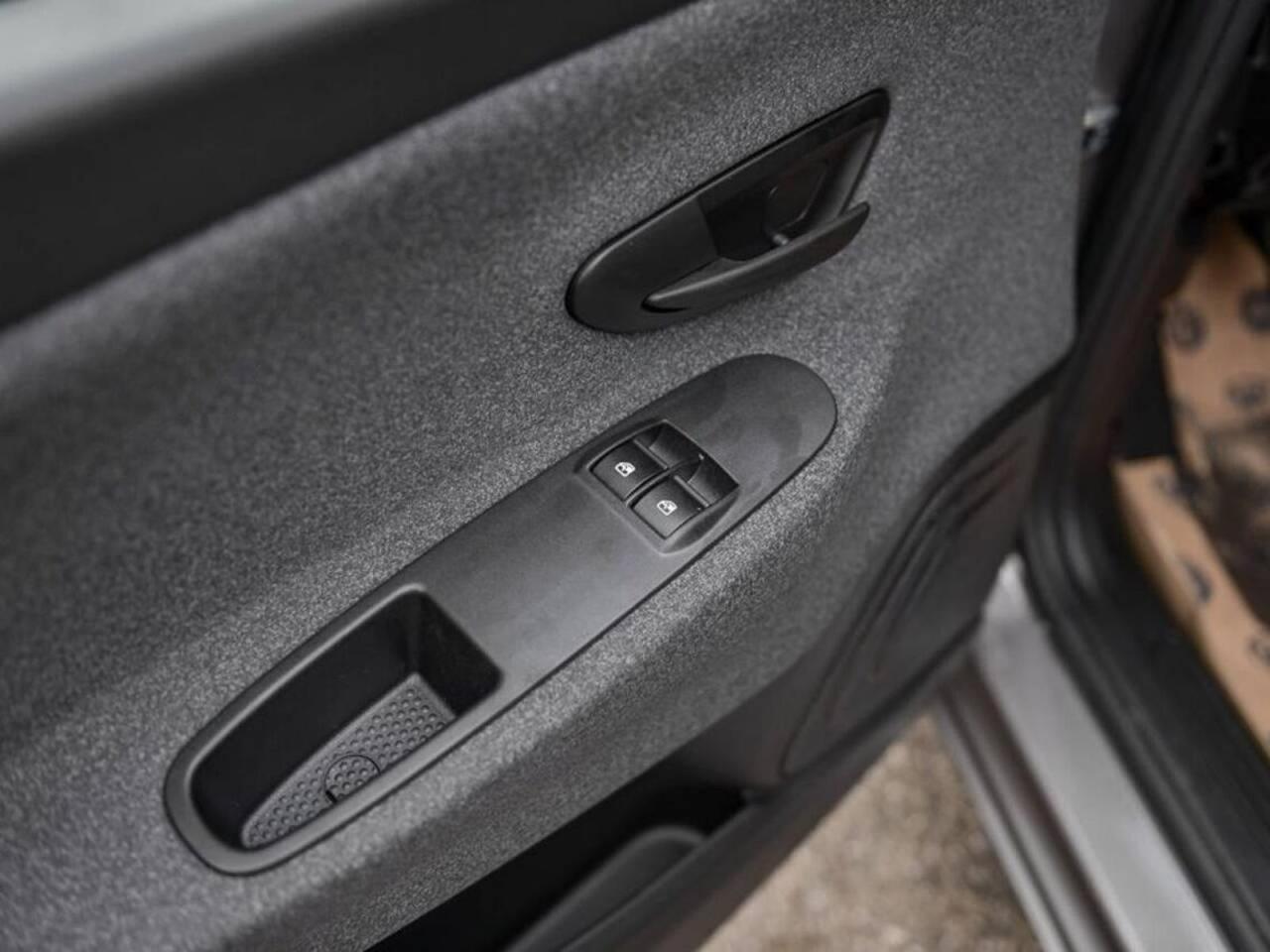 LANCIA Ypsilon III 2021 - Ypsilon 1.0 firefly hybrid Silver s&s 70cv