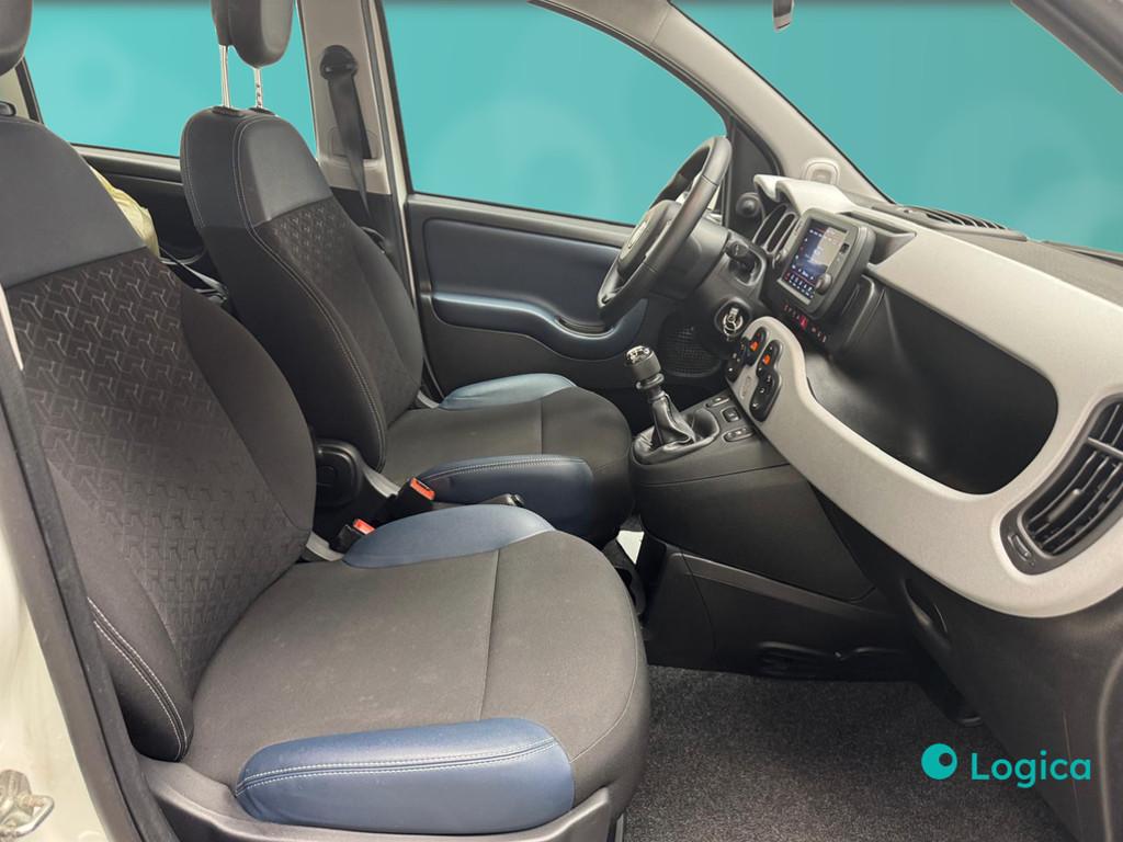 FIAT Panda III - Panda 1.0 firefly hybrid City Cross s&s 70cv 5p.