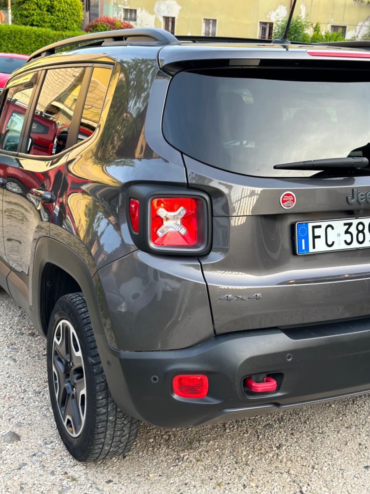 Jeep RENEGADE 2.0 170CV 4WD TRAILHAWK TETTO BEATS