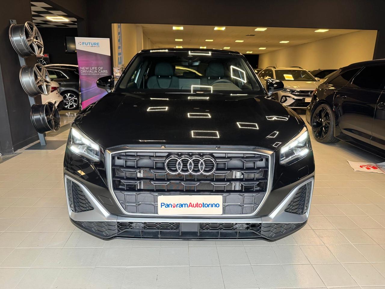 AUDI Q2 Q2 35 TDI S tronic Identity Black