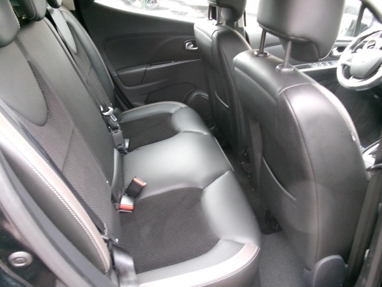 Renault Clio 1.5 DCI 90CV E6 ENERGY INTENS EDC CAMBIO AUTOMATIC