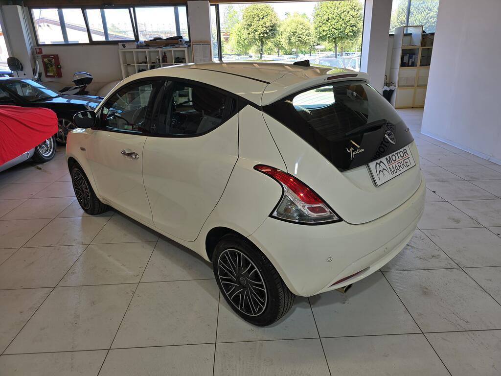 Lancia Ypsilon 5 Porte 1.0 FireFly Hybrid Gold