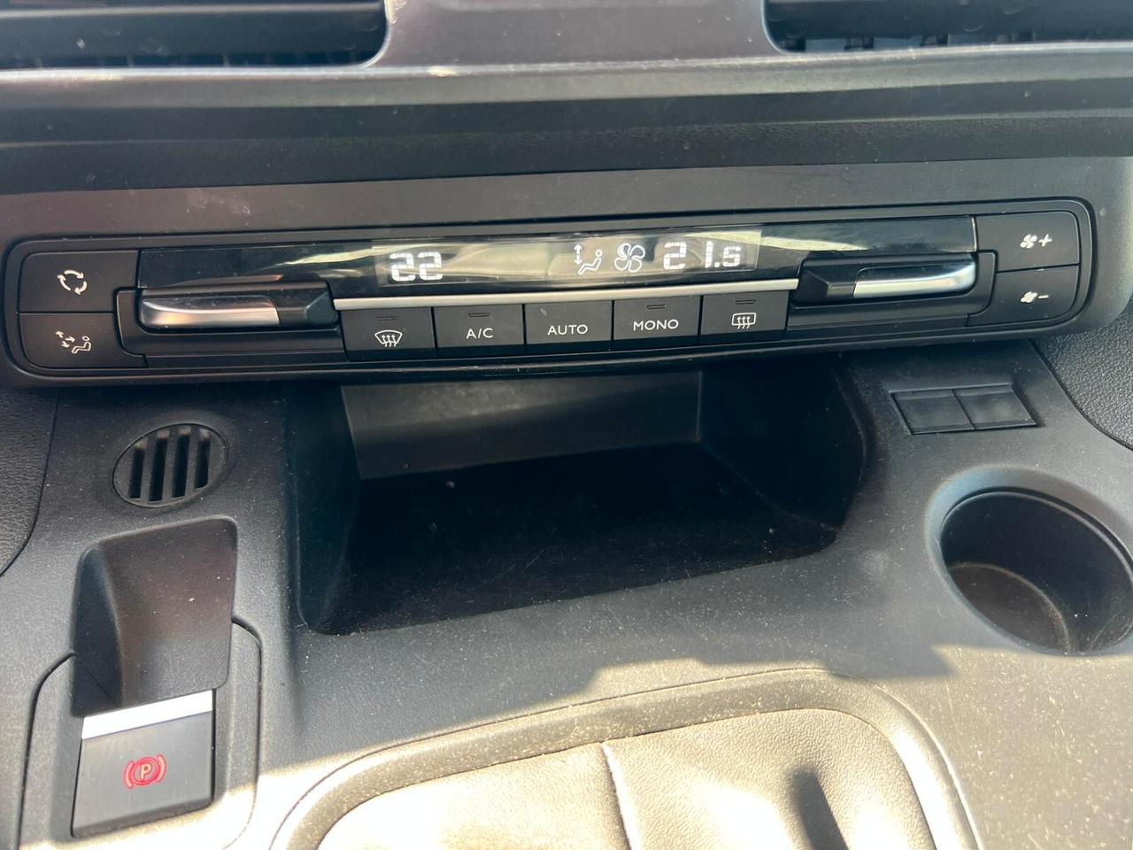Citroen Berlingo BlueHDi 100 M Shine