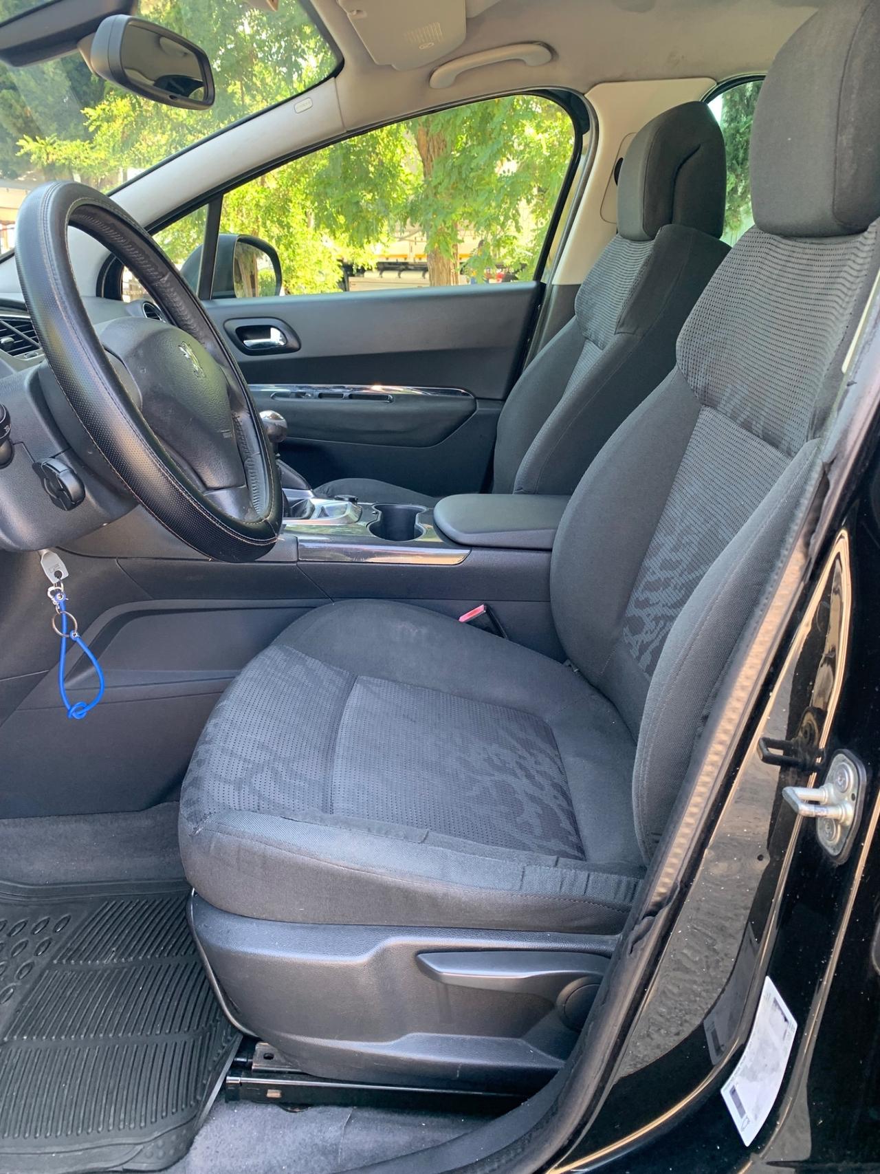 Peugeot 3008 1.6 HDi 112CV Business