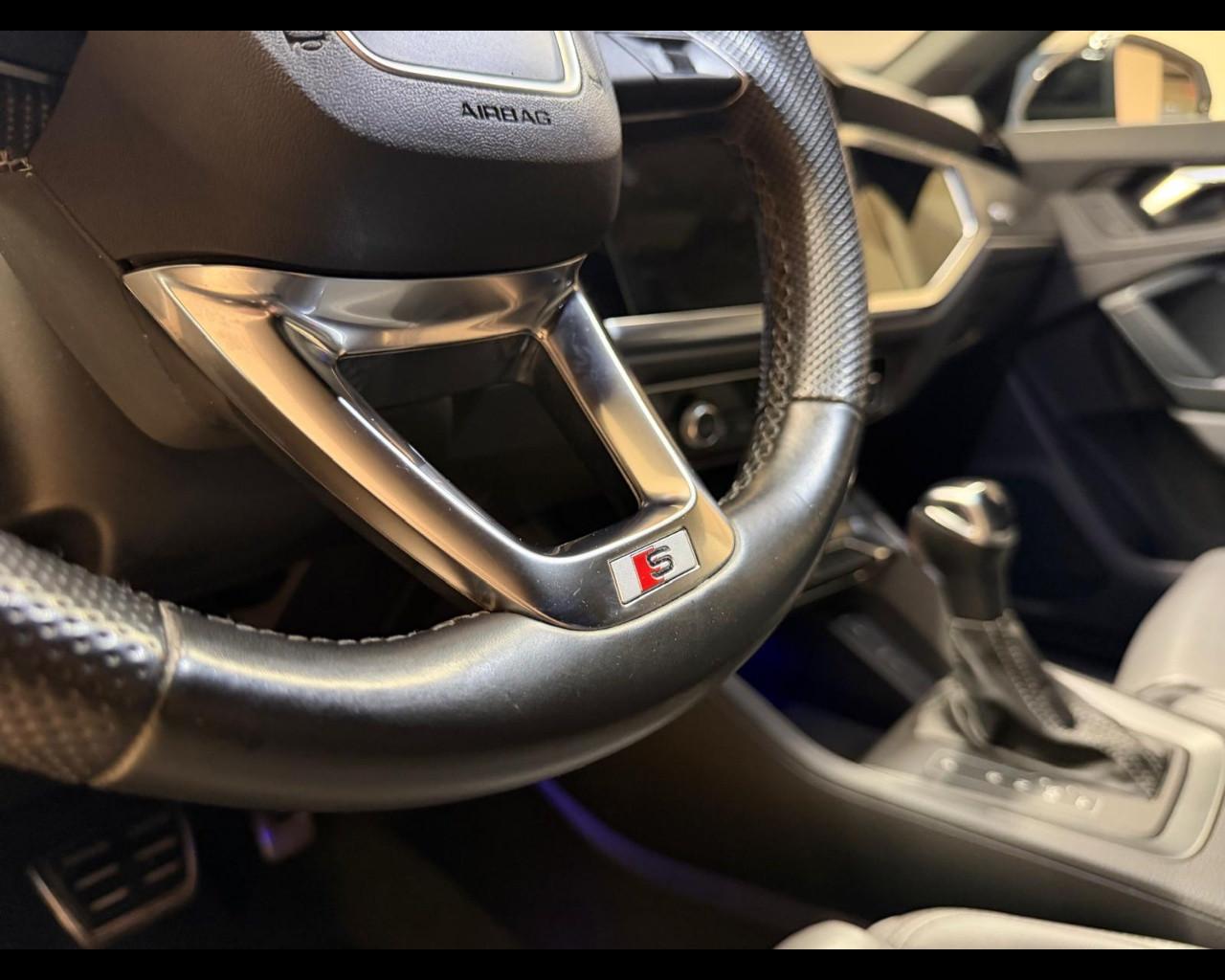 AUDI Q3 2ª serie - Q3 SPB 45 TFSI e S tronic S line edition