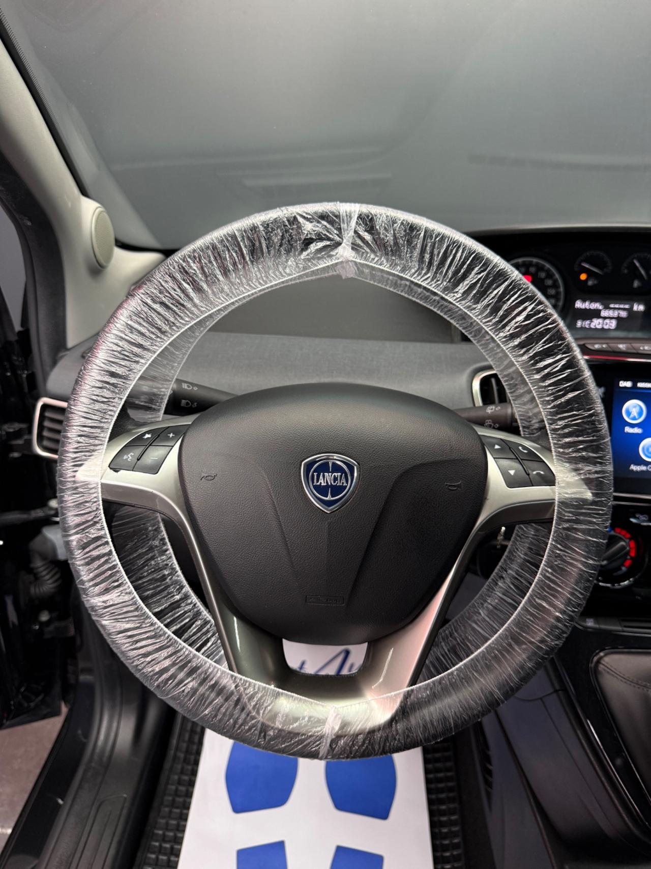Lancia Ypsilon 1.0 Hybrid Ecochic Gold 2021 NUOVA