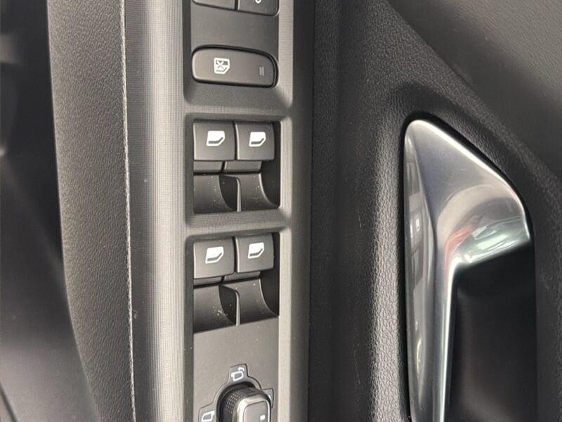 Jeep Compass E-Hybrid 1.2 Turbo MHEV 106kW First Edition DCT