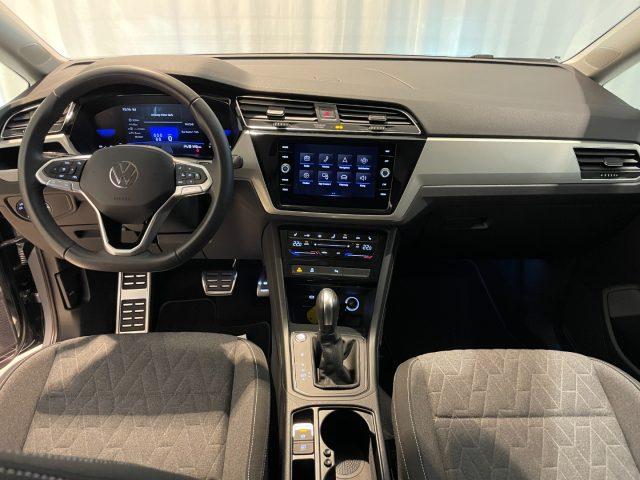 VOLKSWAGEN Touran 2.0 TDI DSG MOVE 7P Travel Assist LED Navi Cam