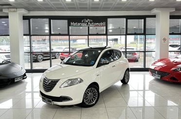 Lancia Ypsilon 1.2cc 69cv TettoApribile Sensori Finanziabile