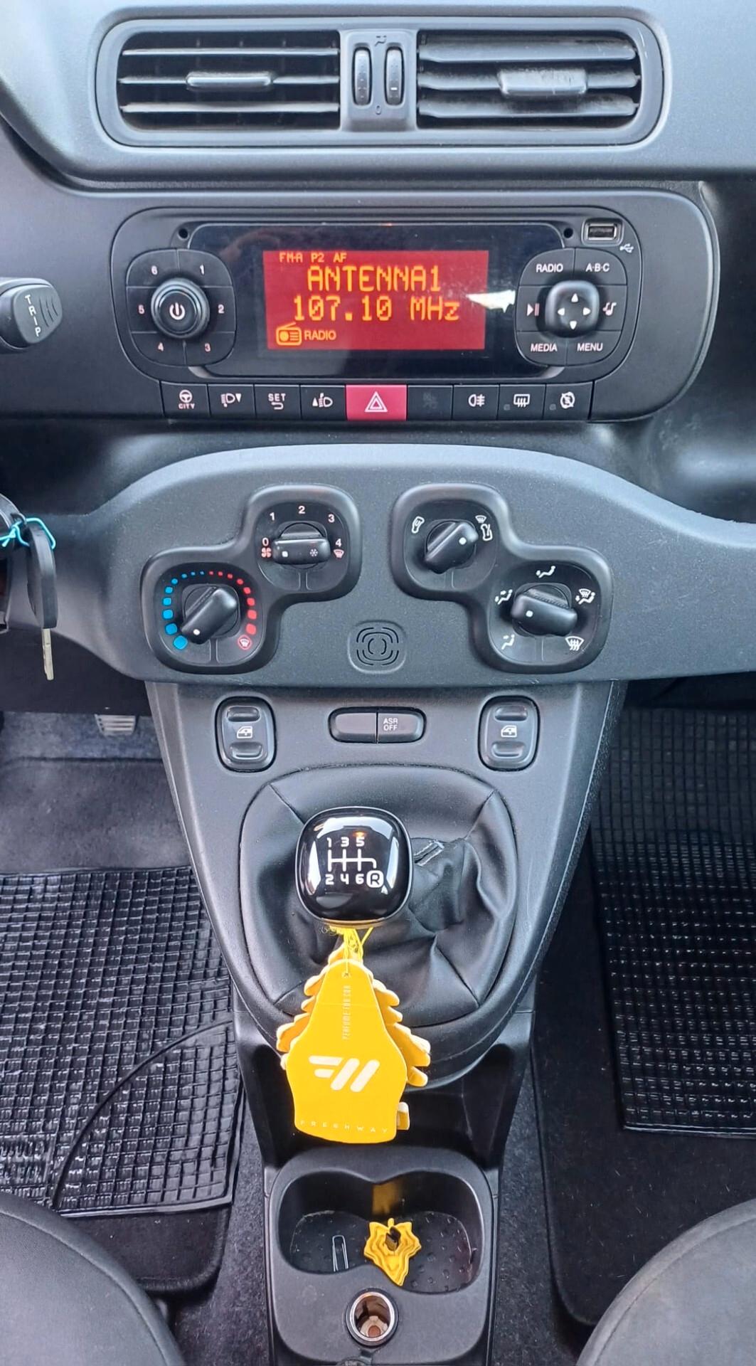 Fiat Panda 1.0 FireFly S&S Hybrid